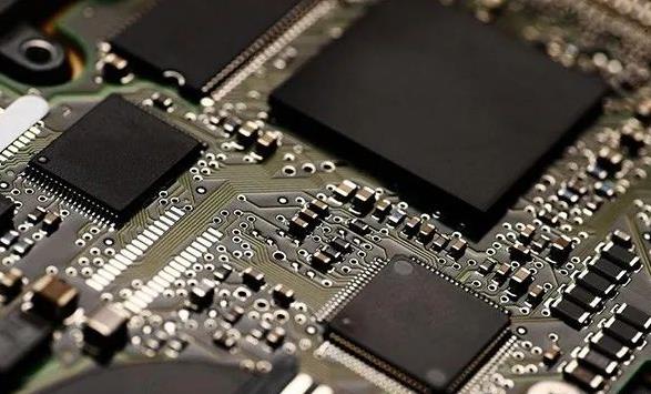 PCBA加工貼片元器件與插件元器件的區(qū)別在哪？